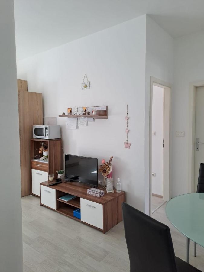 Apartman Tanja Apartamento Bilice Exterior foto