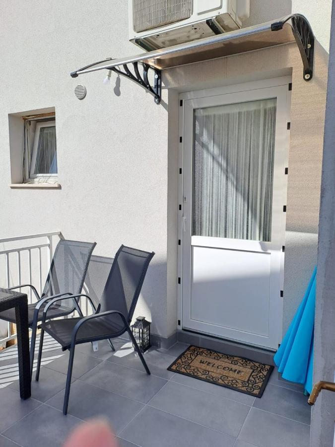 Apartman Tanja Apartamento Bilice Exterior foto